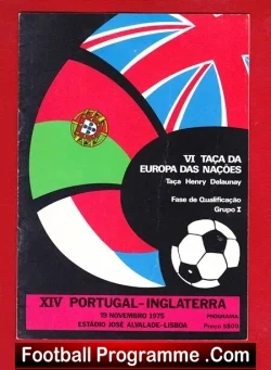 Portugal v England 1975 - Lisbon - football programme