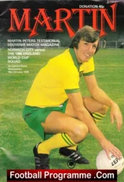 Martin Peters Testimonial Benefit Match Norwich City 1978 Bobby Charlton