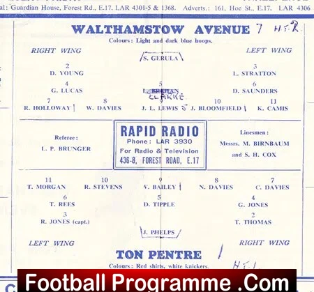 Walthamstow Avenue v Ton Pentre 1952 - Friendly Match - Image 3