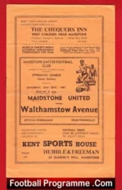 Maidstone United v Walthamstow Avenue 1961 – Signed