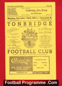 Tonbridge v Nuneaton Borough 1962