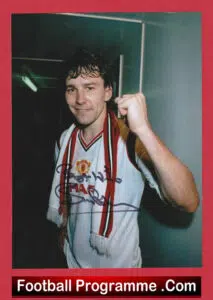 Manchester United Bryan Robson Autographed Signed Photo Man Utd