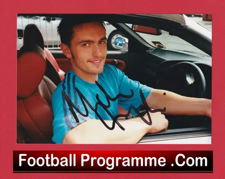 Manchester United Michael Carrick Autograph Signed Man Utd 2006 - 2018 - Image 2