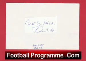 Manchester United Ian Ure Autograph Signed Man Utd 1969 – 1971
