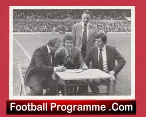 Manchester United Bryan Robson + Les Olive Autograph Signed Man Utd