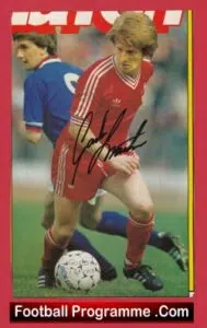 Man Utd + Aberdeen Gordon Strachan Signed Magazine Picture