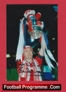 Manchester United Bryan Robson Autograph Signed Picture Man Utd 1981 – 1994