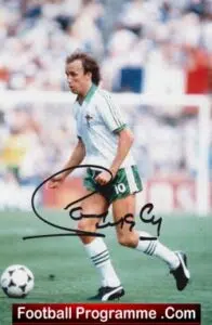 Manchester United Sammy McIlroy Signed Picture Man Utd