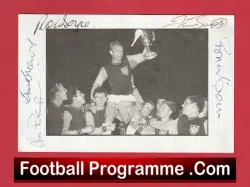 West Ham United Multi Signed Picture Football Team Signed 1965 Cup Winners - football memorabilia