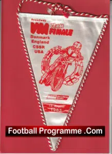 World Final Speedway Pennant Flag 1983
