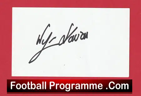 Manchester United Wyn Davies Autograph Signed Card 1970s - Image 2