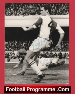 Blackburn Rovers Ronnie Clayton Signed Press Photograph 1964