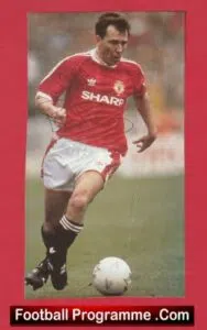 Manchester United Bryan Robson Autograph Signed Man Utd
