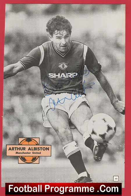 Manchester United Arthur Albiston Autograph Signed Man Utd Footballer - Image 2