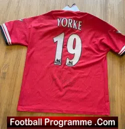 Manchester United Signed Dwight Yorke Treble Football Shirt Man Utd 1998/99 - football memorabilia