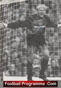 Manchester United Peter Schmeichel Signed Autographed Picture
