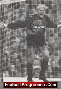 Manchester United Peter Schmeichel Signed Autographed Picture