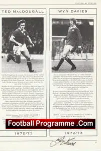 Manchester United Wyn Davies Signed Autographed Picture