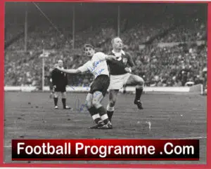 Liverpool Roger Hunt Autograph Signed Press Photograph England Austria 1962