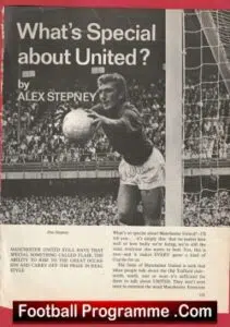 Manchester United Alex Stepney Signed Autograph Man United