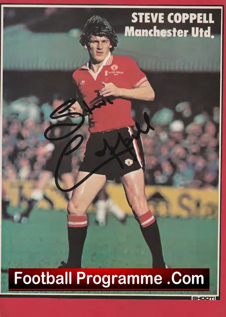 Manchester United Steve Coppell Signed Autographed Football Picture - Image 2