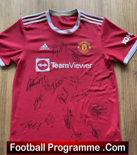 Manchester United Multi Autographed Signed Football Shirt 2023 - Image 3