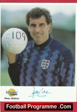 England Peter Shilton Autographed Signed Picture Card - football memorabilia