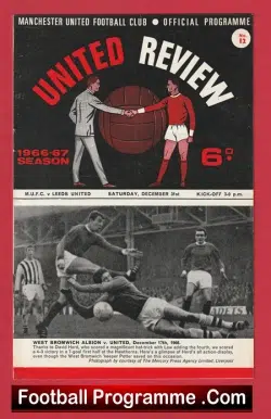 Manchester United v Leeds United 1966 - Man Utd Programmes - football programme