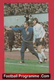 England Malcolm MacDonald Autograph Signed Picture Newcastle – Arsenal
