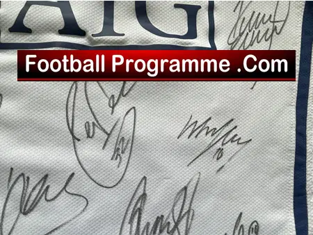 Manchester United Multi Signed Autographed Football Shirt Ronaldo + Tevez ETC - Image 6