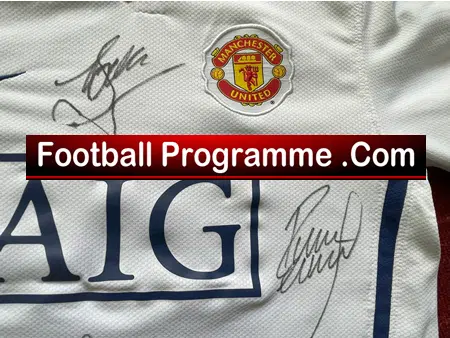 Manchester United Multi Signed Autographed Football Shirt Ronaldo + Tevez ETC - Image 7