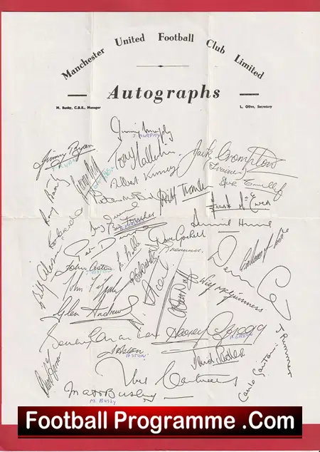 Manchester United Memorabilia Pack - Image 6