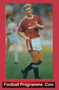 Manchester United Mark Robins Autograph Picture Man Utd