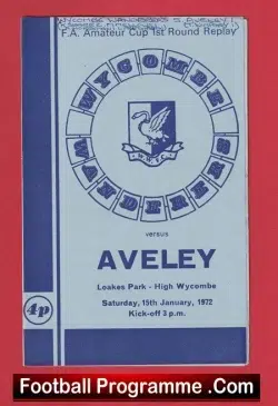  Aveley v Billericay Town 1984 - Essex Senior Cup Football Programme .COM Football Programmes Memorabilia