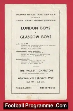  Glasgow Rangers v Clyde 1959 - 1950s Football Programme .COM Football Programmes Memorabilia