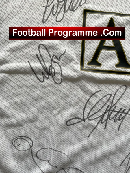Manchester United Multi Autographed Signed Football Shirt 2006 - 2009 + Ronaldo - Image 4