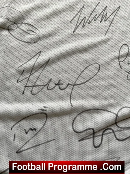 Manchester United Multi Autographed Signed Football Shirt 2006 - 2009 + Ronaldo - Image 9