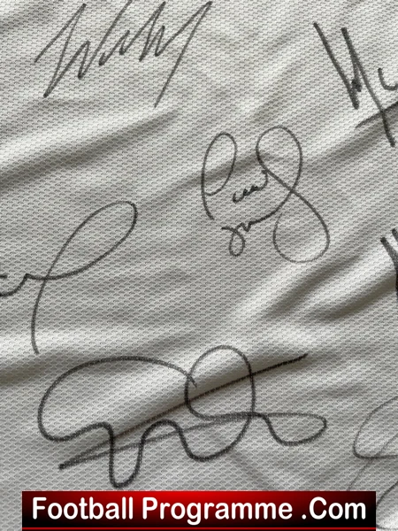 Manchester United Multi Autographed Signed Football Shirt 2006 - 2009 + Ronaldo - Image 11