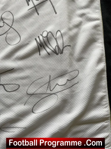 Manchester United Multi Autographed Signed Football Shirt 2006 - 2009 + Ronaldo - Image 12