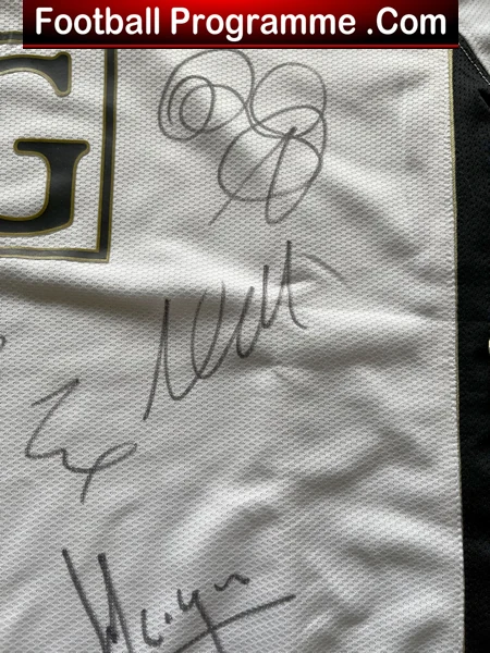 Manchester United Multi Autographed Signed Football Shirt 2006 - 2009 + Ronaldo - Image 14