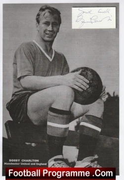 Manchester United England Bobby Charlton Autograph Signed Picture - football memorabilia
