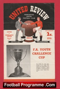 Manchester United v Newcastle United 1956 - Bobby Charlton Youth Cup - football programme