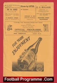 Trowbridge Town v Ashford Town 1961