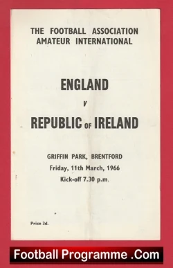 England v Ireland 1966 - Amateur Intenational Brentford - football programme