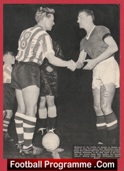 Manchester United First Game After Munich Signed Picture Both Captains - football memorabilia