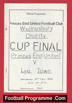  Pedigree Petfoods v Birstall United 1992 - Senior Cup Football Programme .COM Football Programmes Memorabilia