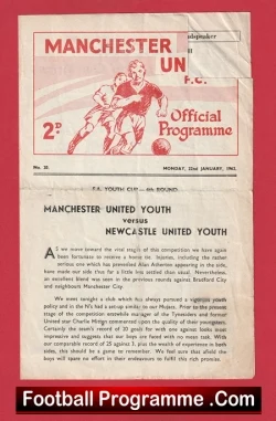 Manchester United v Newcastle United 1962 - Man Utd FA Youth Cup Match