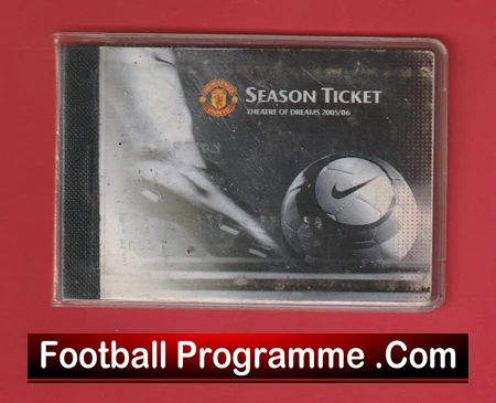 Manchester United Man Utd Season Ticket Book LMTB 2005 2006 - Image 2