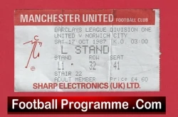 Manchester United v Norwich City 1987 - Football Ticket - football memorabilia