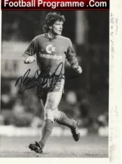 Manchester United Mark Hughes Autographed Signed Press Photograph